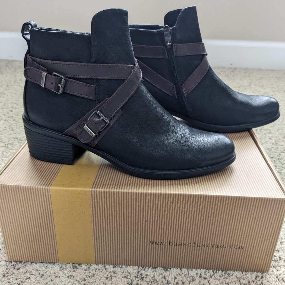 Like New bussola Amina Booties Black with Brown Staps Size 38